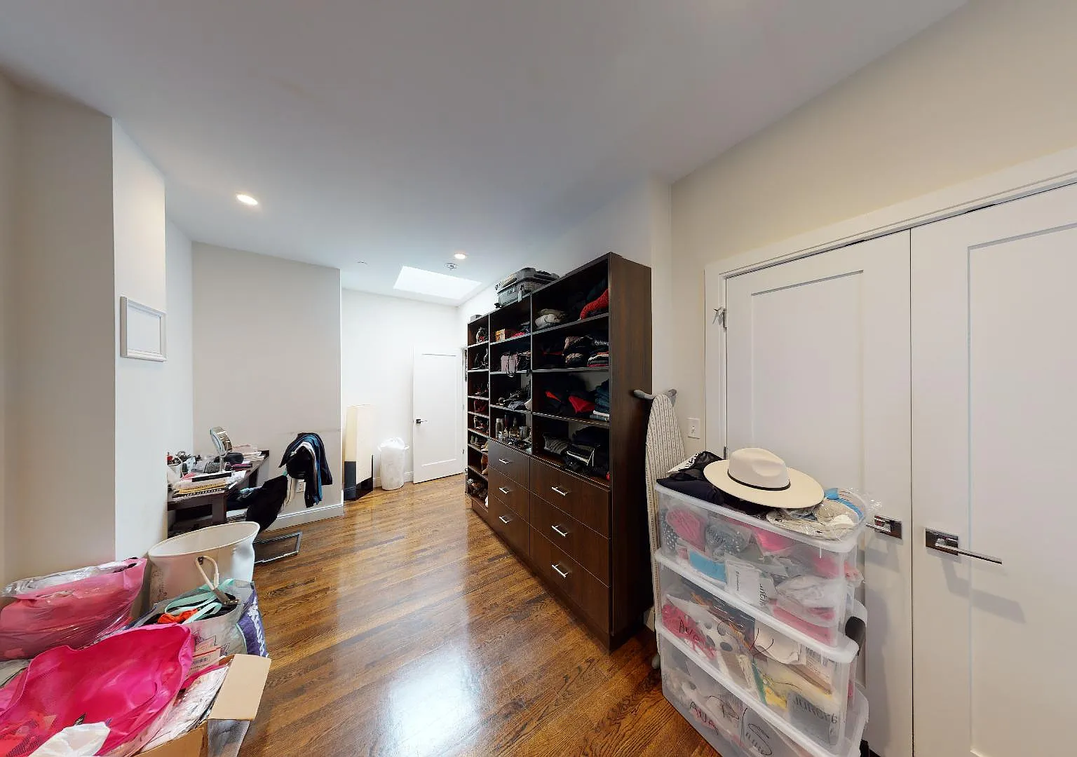 3 bed, 1599 sqft, $5,400 — Photo 4