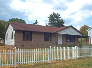 333 Virginia St, Strasburg, VA 22657