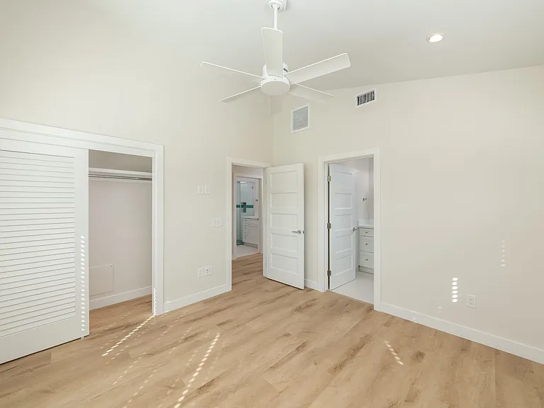 1619 S Ditmar St #2 — Photo 18