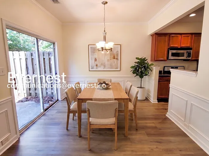 4926 Berkeley Oak Cir — Photo 1