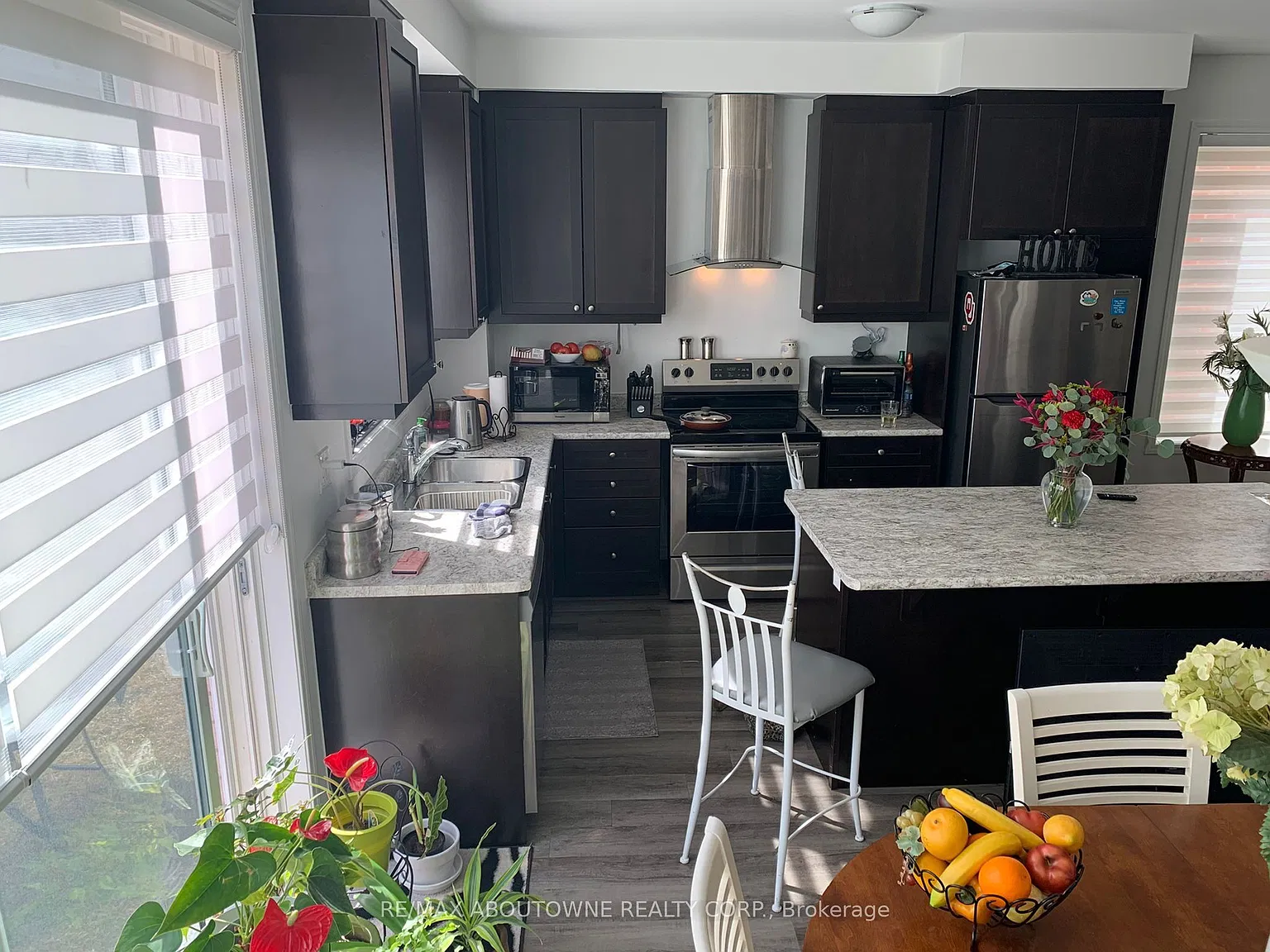 3 bed, $3,300 — Photo 4