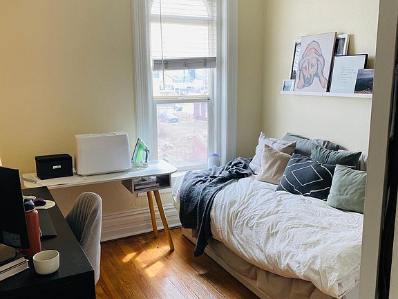 Second bedroom with closet off the hallway.