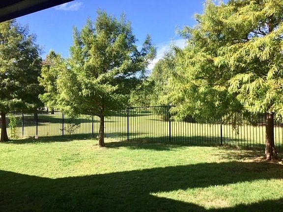 5th image of 7211 Vista Hill Ln