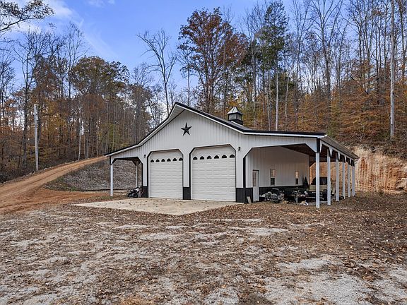 5th image of 1148 Stoltz Rd