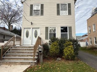 409 E Elm St, Linden, NJ 07036