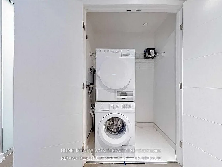 488 University Ave #3101 — Photo 49