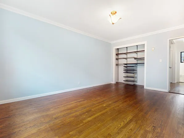 14 Bogardus Place image 16 of 17