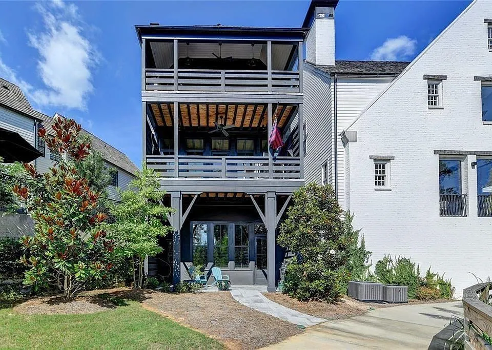 2555 Brook Run