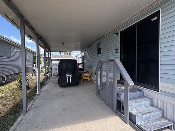 2nd image of 719 E Clam Cir