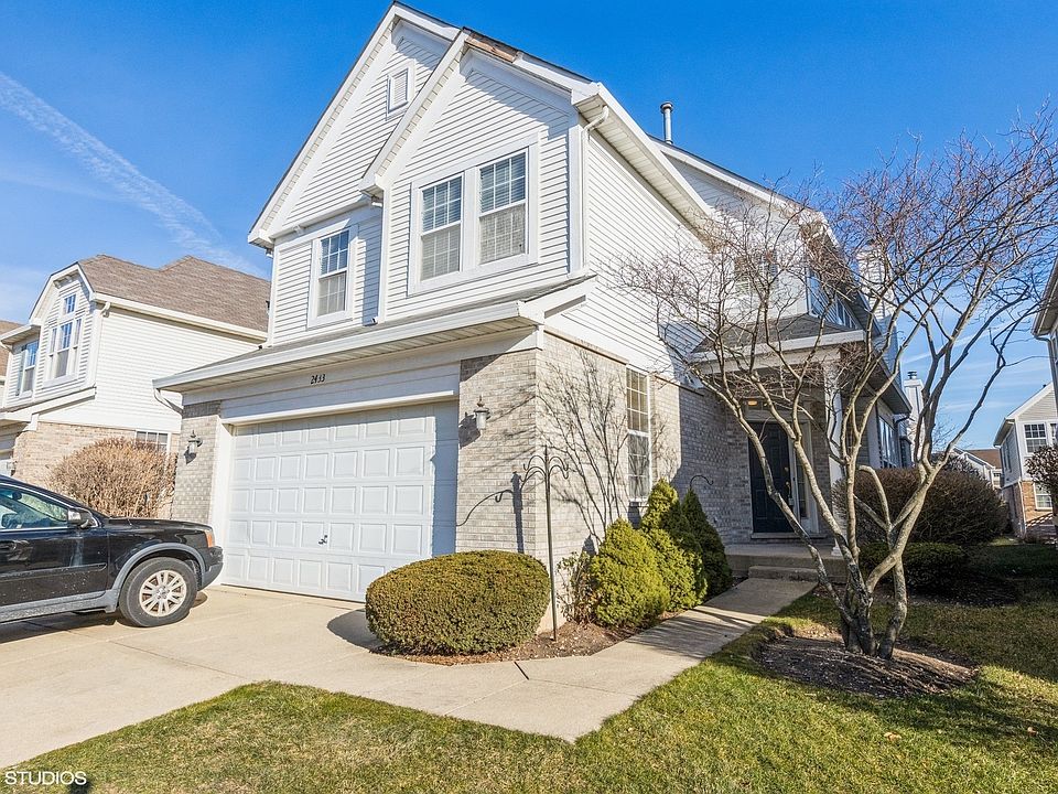 1st image of 2433 Sweetbriar Ln