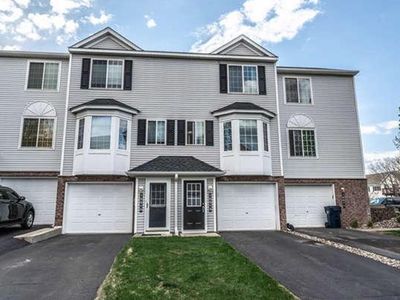 15513 Float Ln, Apple Valley, MN, 55124