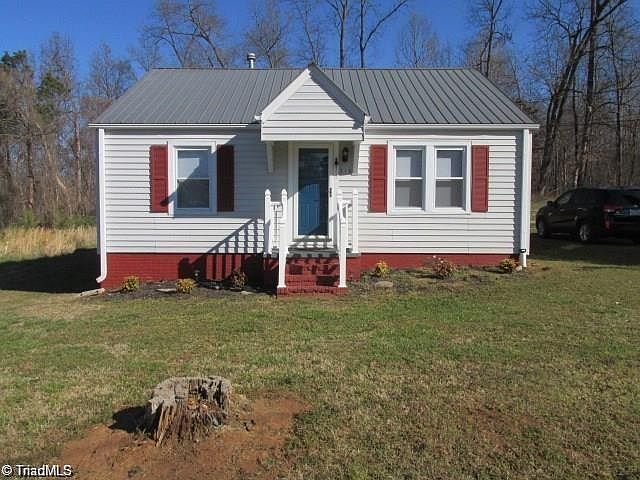 2nd image of 310 Williamson St