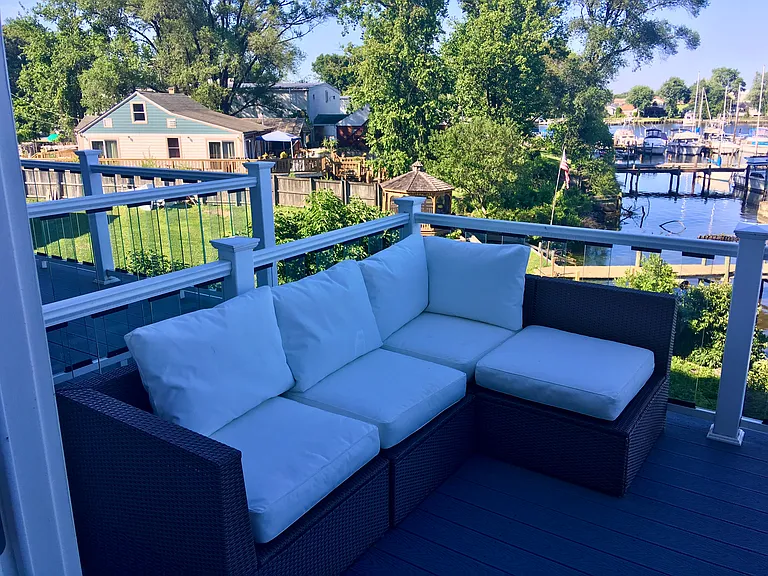 8204 Secluded Cove Ln — Photo 4