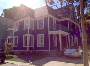 235 Oakley Pl NE, Grand Rapids, MI 49503