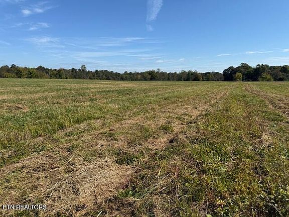 5th image of 401 Smith Rd