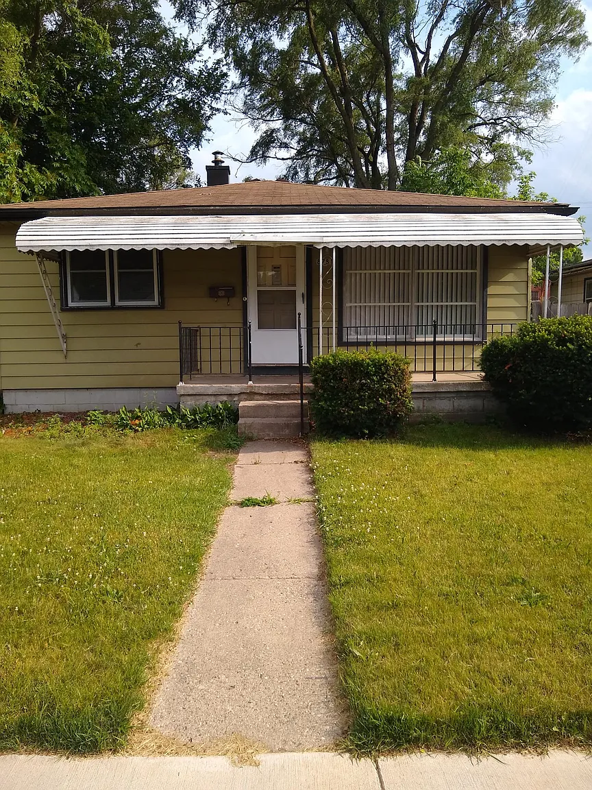 8781 Leroy St photo 1