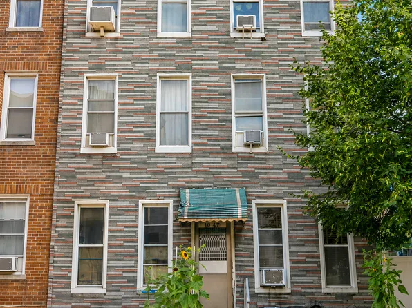 10-47 47th Avenue image 1 of 11