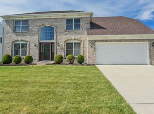 948 Westgate Dr, Aurora, IL 60506