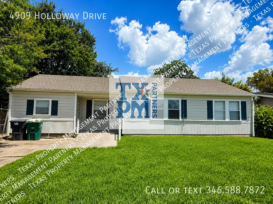 4909 Holloway Dr