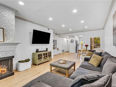 2542 W Macarthur Blvd Unit G, Santa Ana, CA, 92704