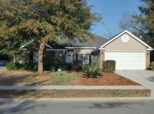 1 Pillar Ct, Savannah, GA 31406