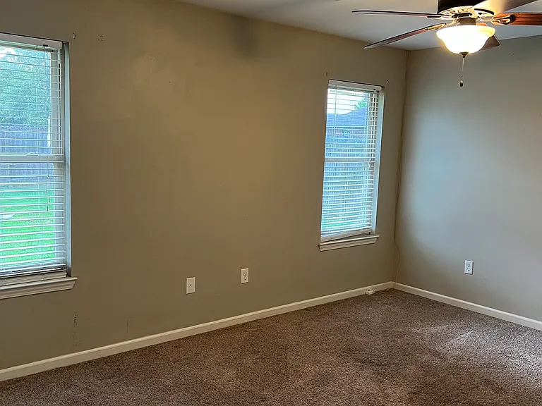 1410 Arapaho Trl — Photo 30