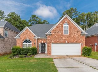 735 Scenic Creek Dr, Lawrenceville, GA 30045
