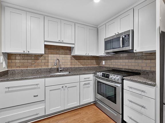 5th image of 4215 Harding Pike APT 412