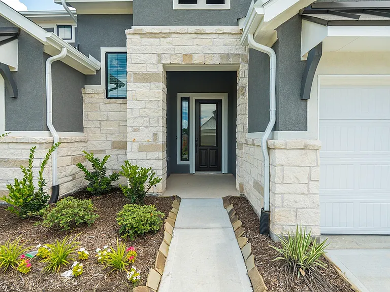 9738 Roaring River Falls Ln — Photo 4