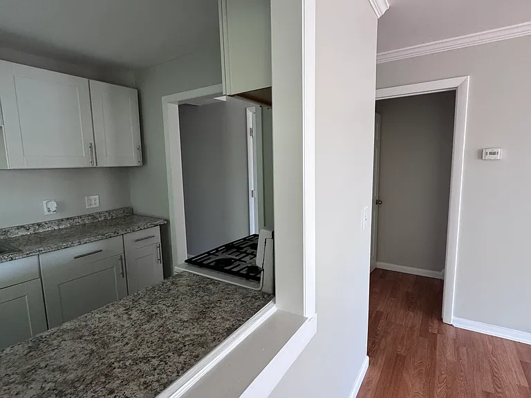 736 Savin Ave #2 — Photo 10