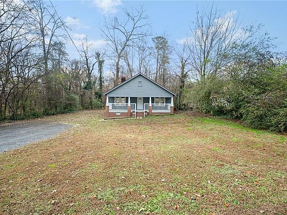 3rd image of 119 Peters St