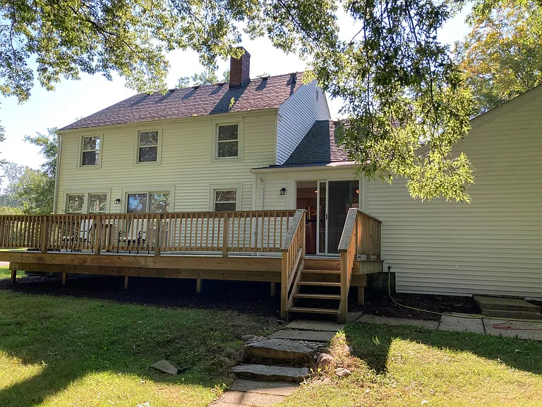 16919 Chillicothe Rd — Photo 1