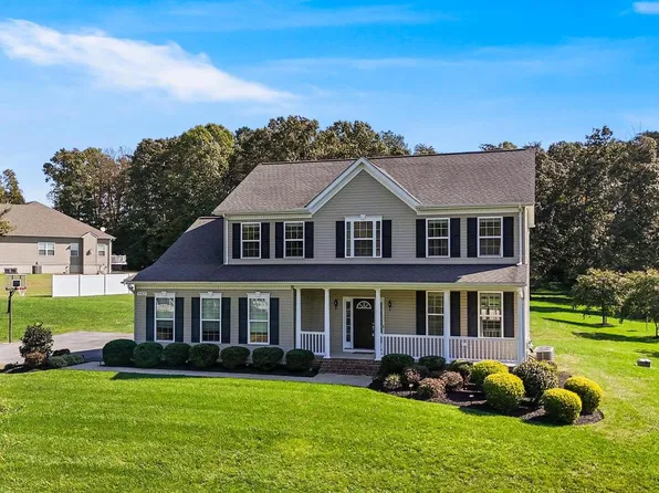 39827 Grandview Haven Dr, Mechanicsville, MD 20659
