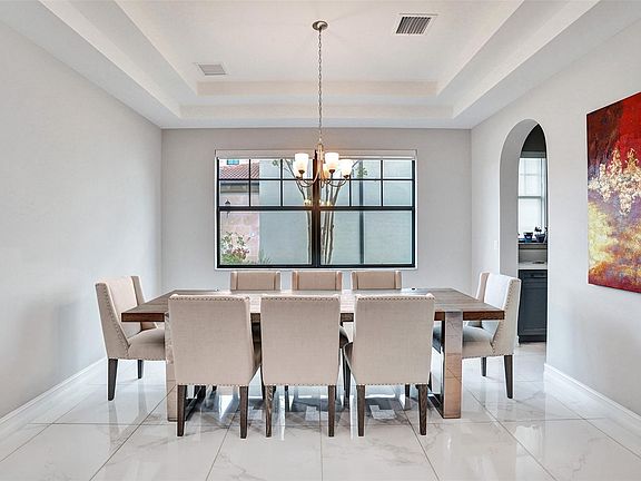 5th image of 11010 Meridian Drive