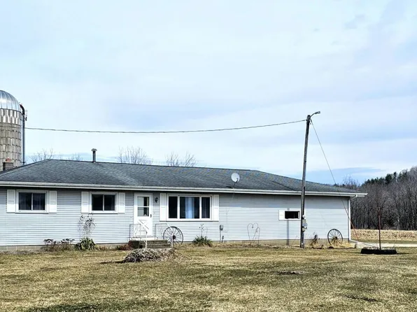 10342 Mound Prairie Dr, Houston, MN 55943