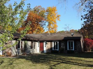 3219 Pavilion Ct, Fort Wayne, IN 46835