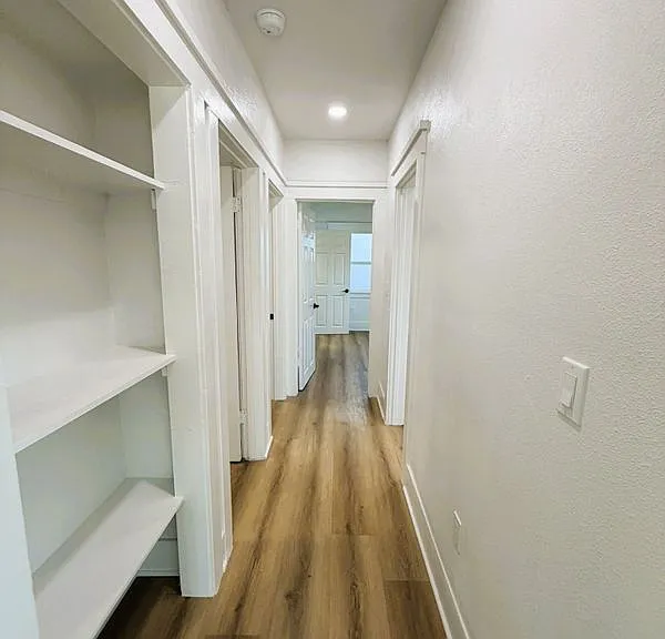 1175 E Broadway — Photo 16