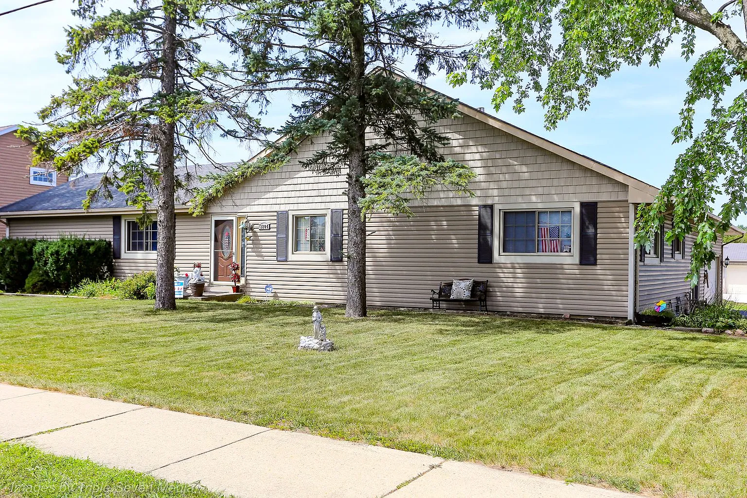 3204 87th St photo 1