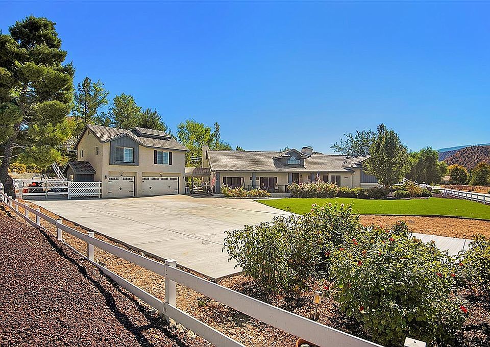 1st image of 32332 Silverado Ln
