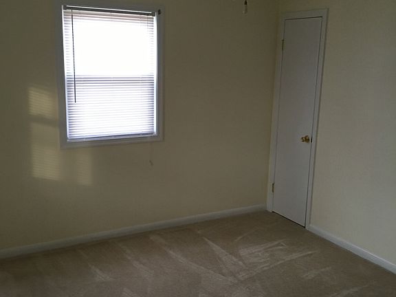 4th image of 7677 Pine Haven Dr