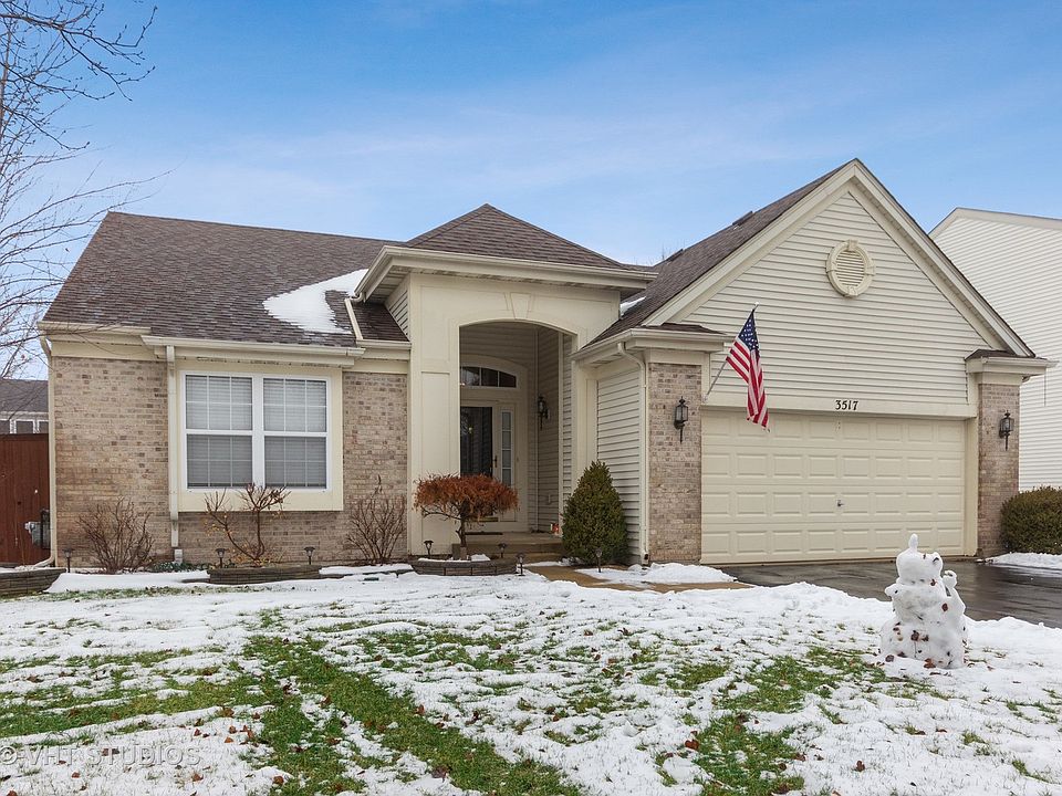 1st image of 3517 Thoroughbred Ln