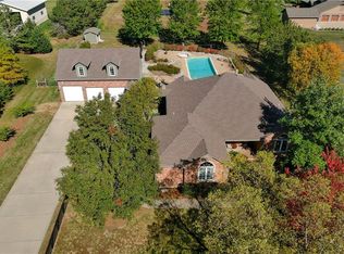 25604 W 73rd St, Shawnee, KS 66227