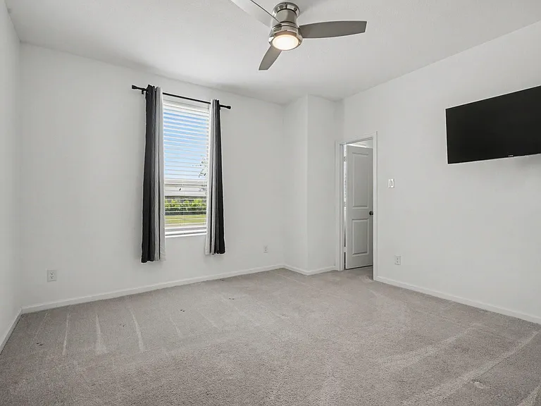2105 Toyhill Falls Ln — Photo 8