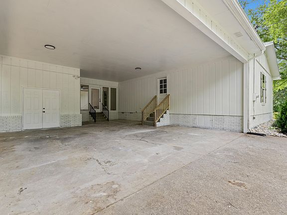 5th image of 297 Murray Springs Rd