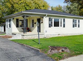 12 Lincoln Ave, Brownsburg, IN 46112