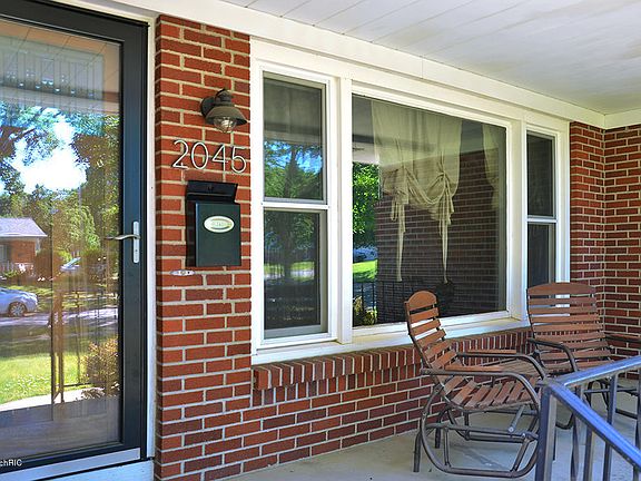 2nd image of 2045 Cayuga St NW