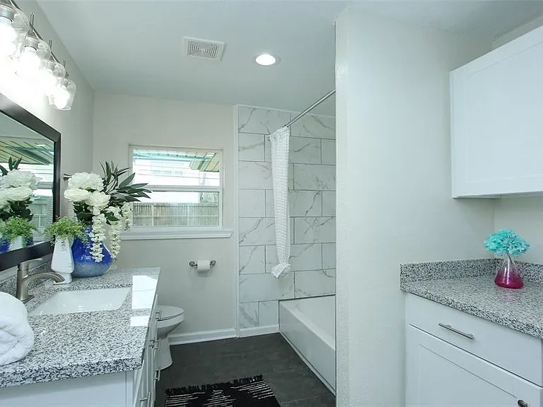 8741 Blankenship Dr — Photo 22