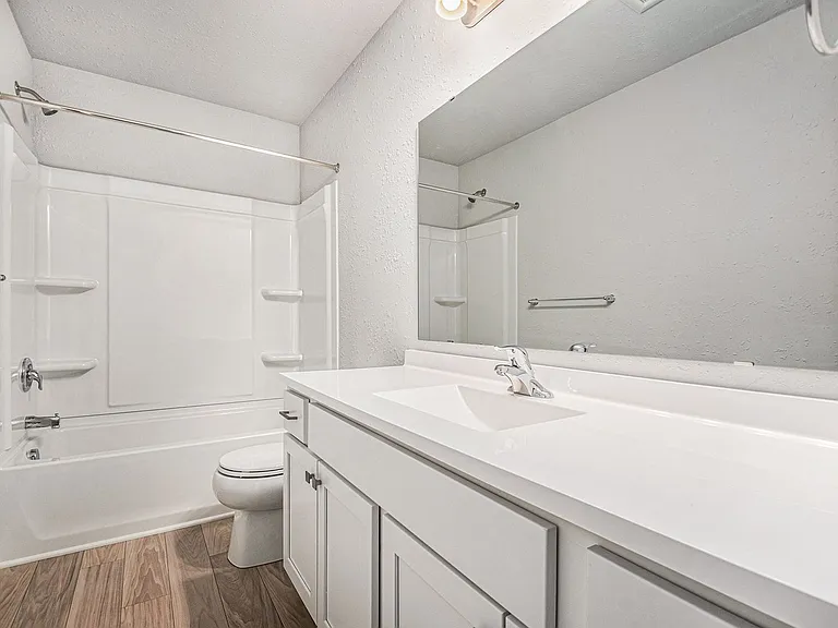 619 W Marion St — Photo 18
