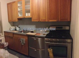 97 Strathmore Rd #11H, Brighton, MA 02135