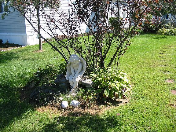 5th image of 46 Park Ln